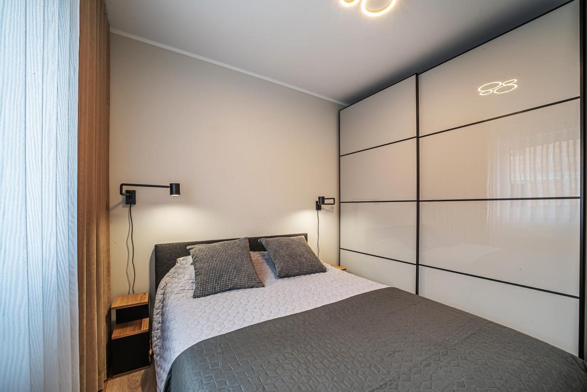Apartament Labradoryt, Klimatyzacja, Parking Priv Болеславец Экстерьер фото