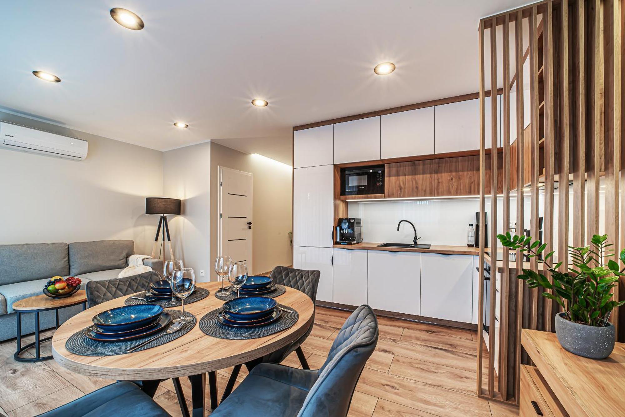 Apartament Labradoryt, Klimatyzacja, Parking Priv Болеславец Экстерьер фото